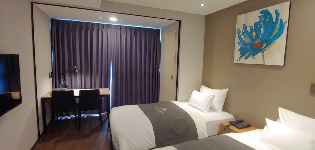 Western Bay Marina Hotel Pyeongtaek Eksteriør billede