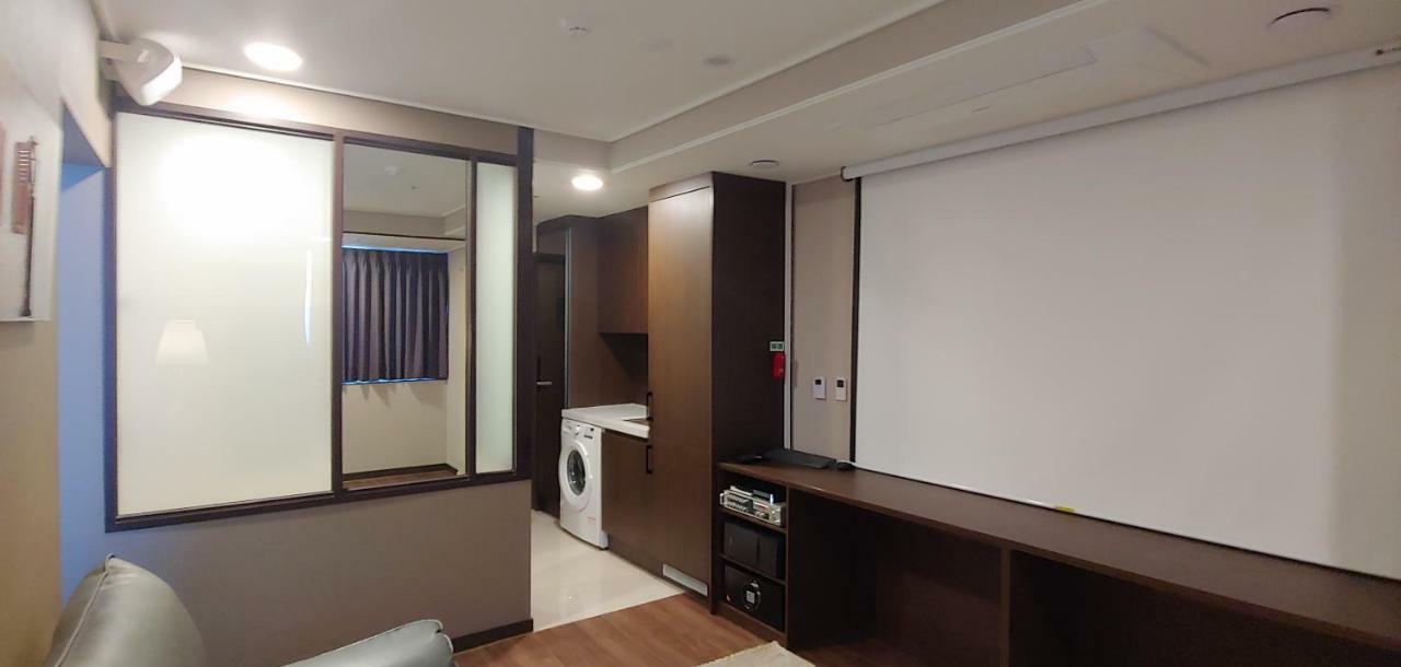 Western Bay Marina Hotel Pyeongtaek Eksteriør billede