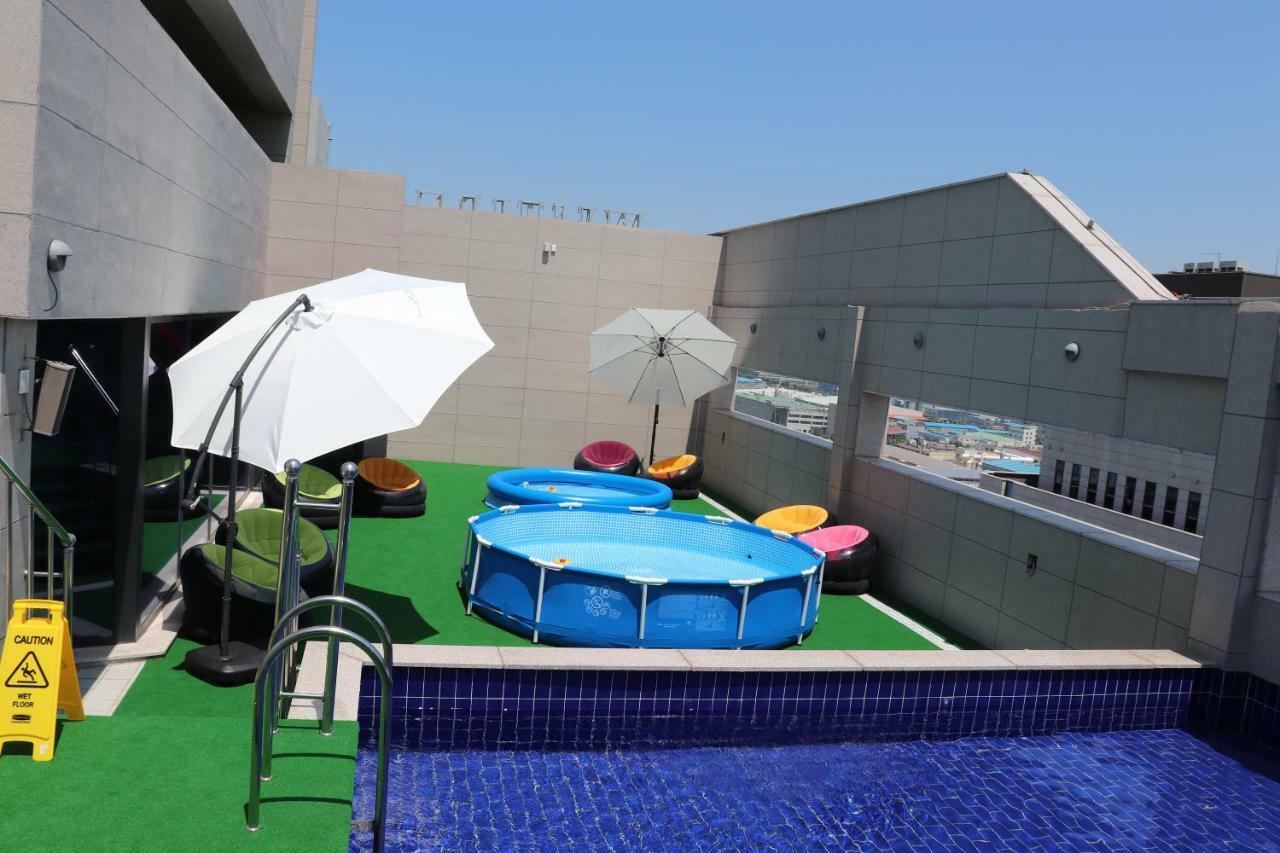 Western Bay Marina Hotel Pyeongtaek Eksteriør billede